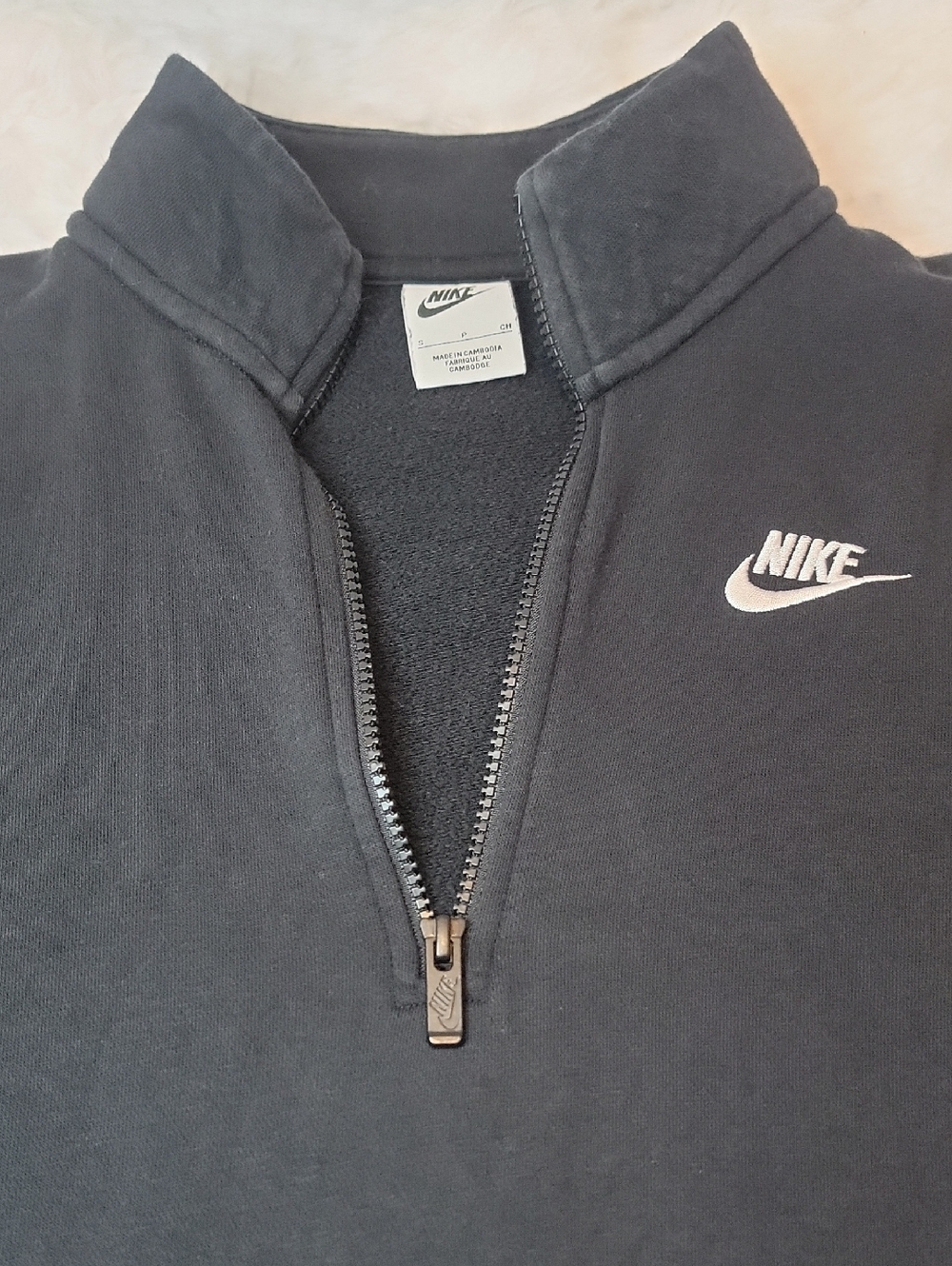 Nike Black Half-Zip Pullover with White Ebroidered Swoosh. Small - Picture 2 of 6